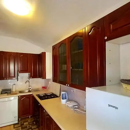 Alma Apartment Makarska