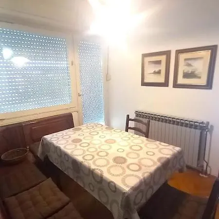 Apartment Alma *